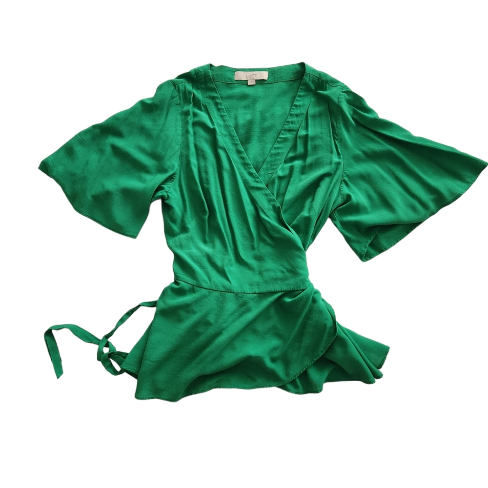 LOFT Emerald Wrap Top